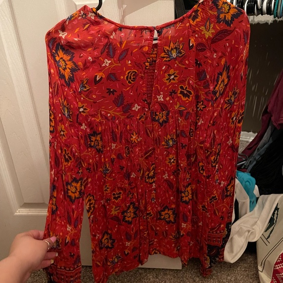 Old navy floral blouse top - Picture 2 of 3